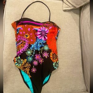 Trina Turk Electric Reef Bandeau One Piece Bathing Suit, 4